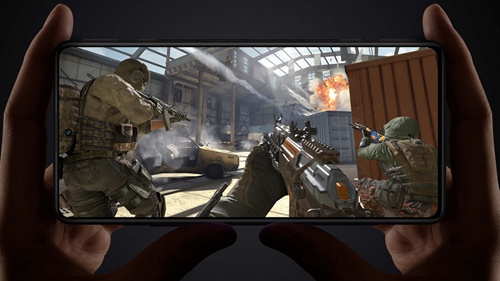 配备OLED柔性直屏红米正式发布首款游戏手机